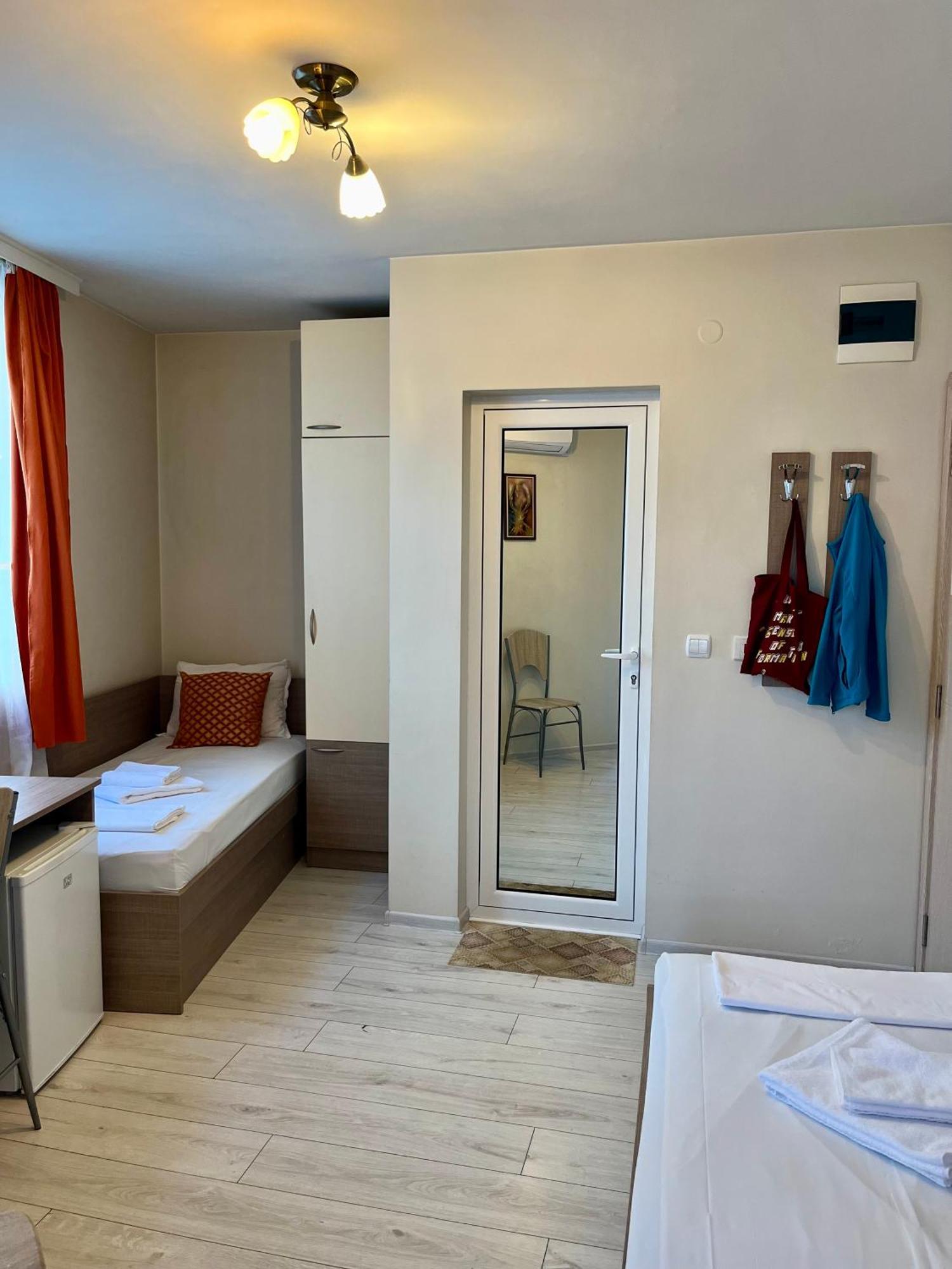 Хостел Атлас - Hostel Atlas Blagoevgrad Eksteriør bilde